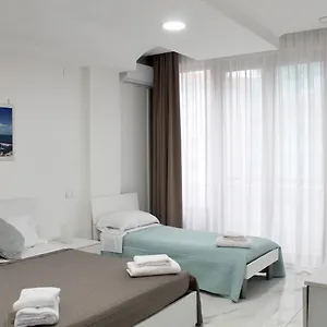 137 Naples